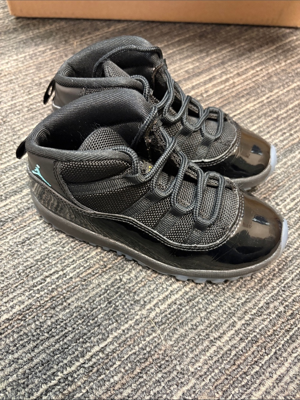 Nike Air Jordan 11 Retro "Gamma Blue" toddler sneakers